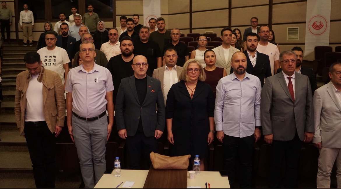 Gaziantep 2026 optisyen gözlükçüler çalıştayında salondaki katılımcılar